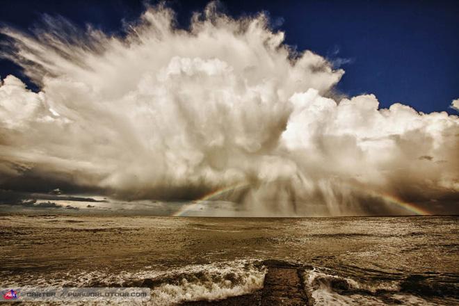 Storm passing through - PWa Cold Hawaii World Cup 2013 day 1 ©  John Carter / PWA http://www.pwaworldtour.com